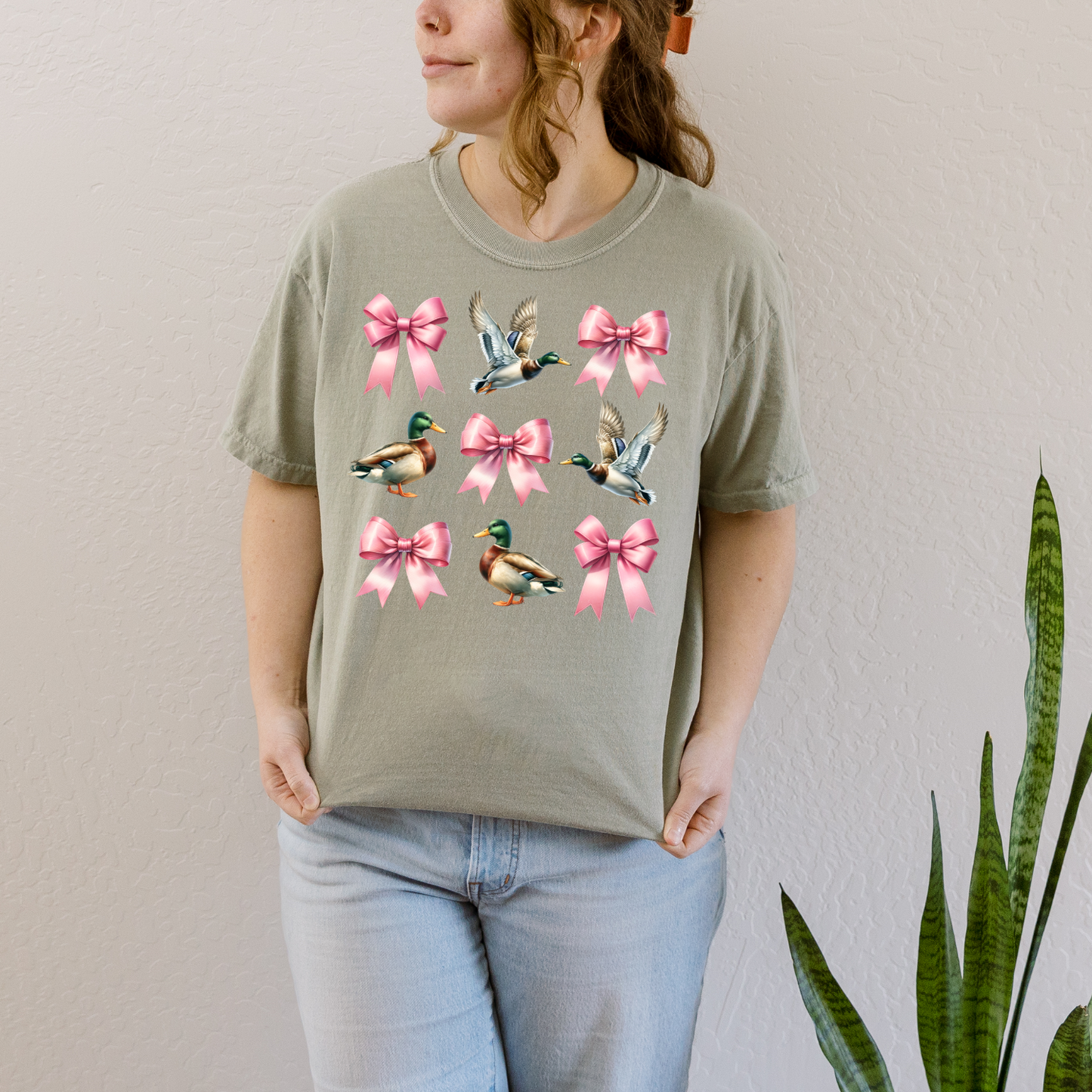 Ducks and Bows Sandstone Tee