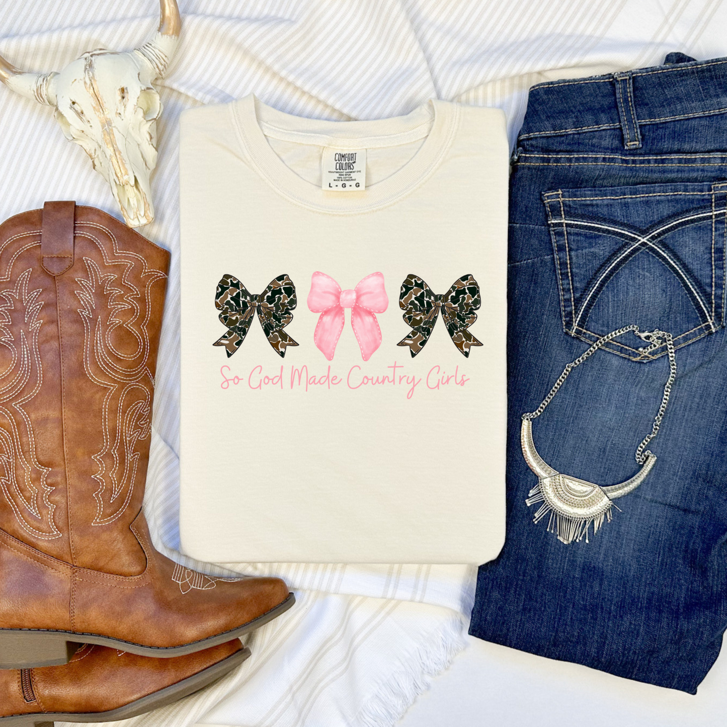 God Made Country Girls Camo Bows CC Tee