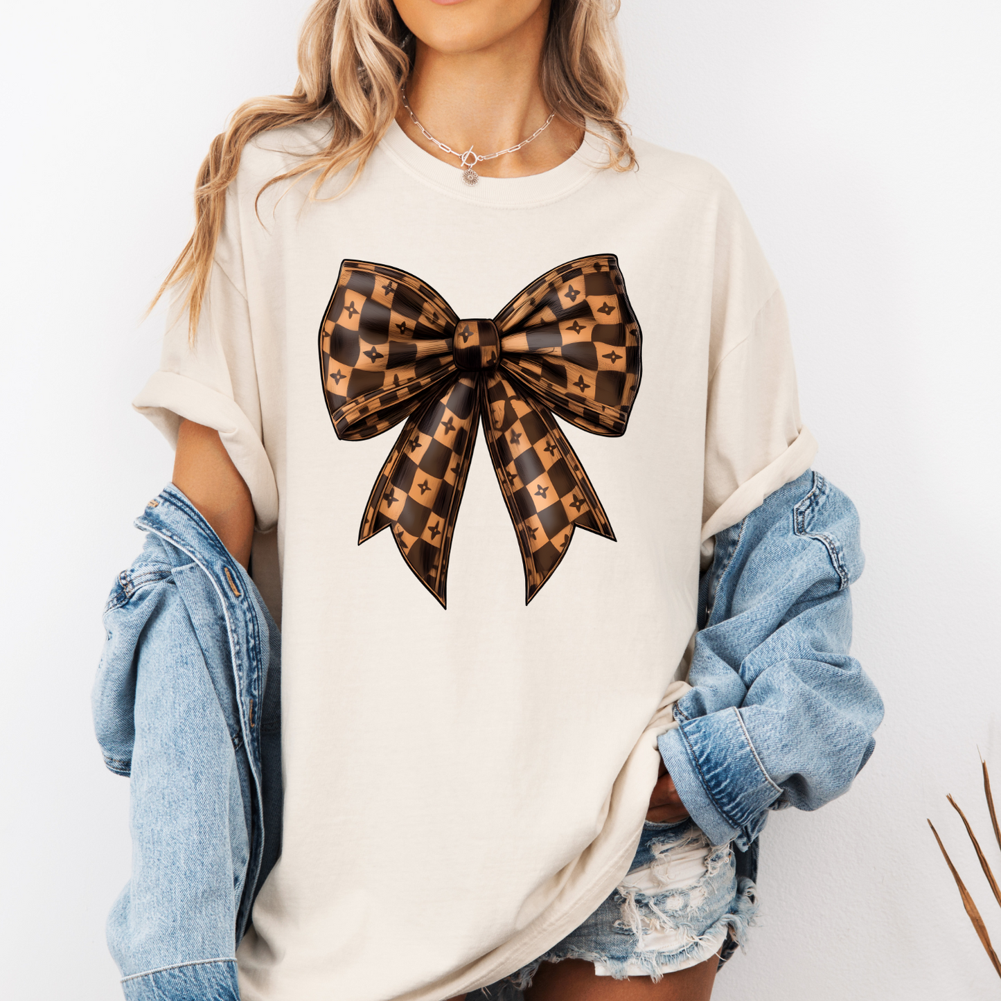 Designer Bow | Coquette | Trendy | CC Graphic Tee