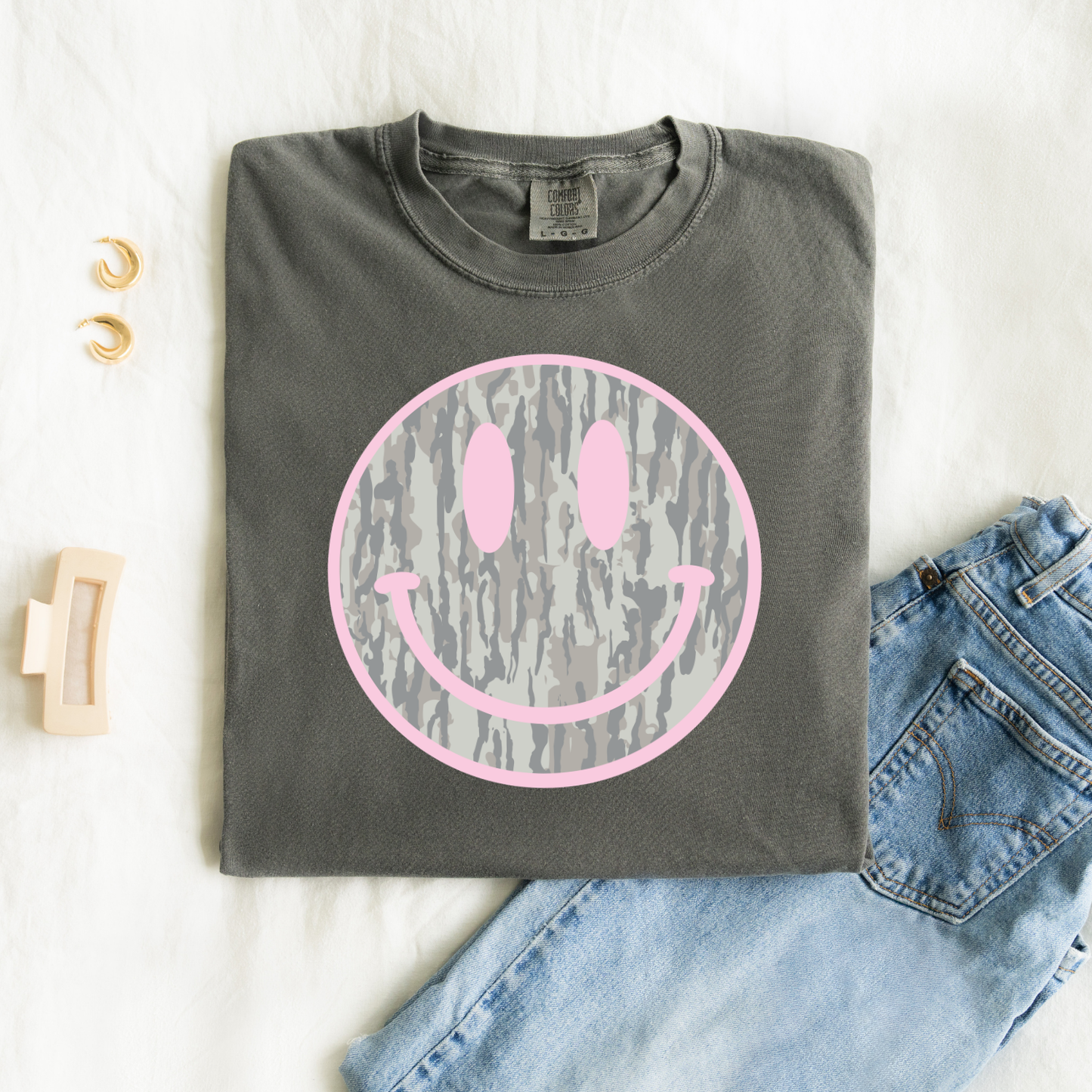 Bottomland Camo Smiley Pink